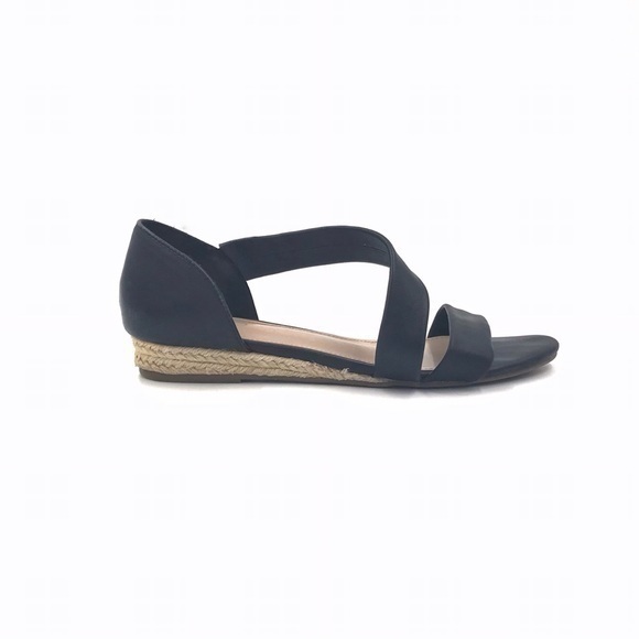 ALDO Black Leather Crossover Strap Espadrille Sandals size 8 - Picture 1 of 8